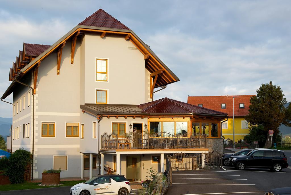 Hotel Restaurant Perschler Rattenberg  المظهر الخارجي الصورة