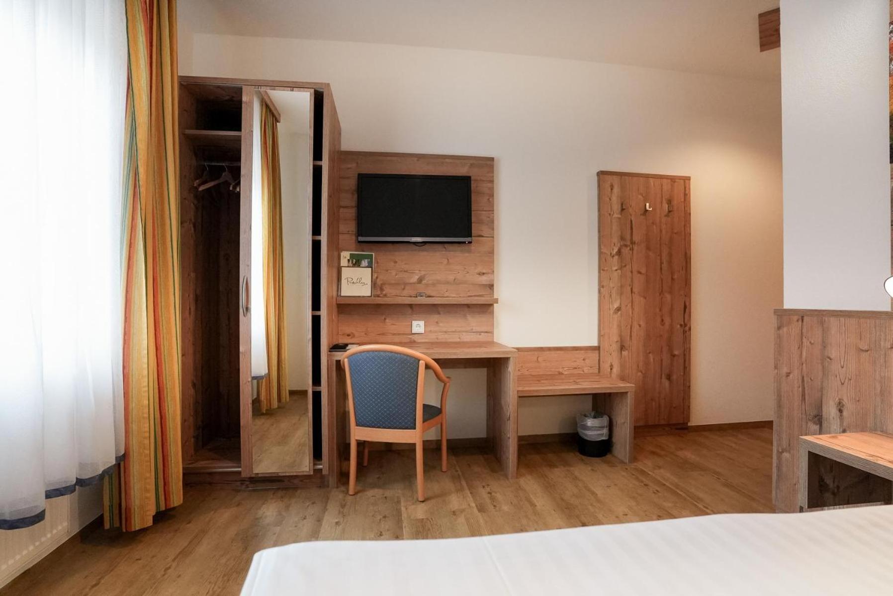 Hotel Restaurant Perschler Rattenberg  المظهر الخارجي الصورة