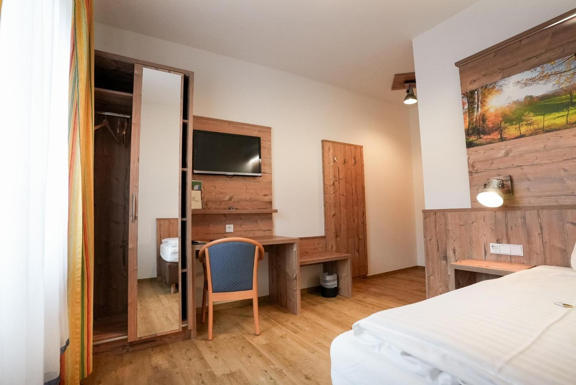 Hotel Restaurant Perschler Rattenberg  المظهر الخارجي الصورة