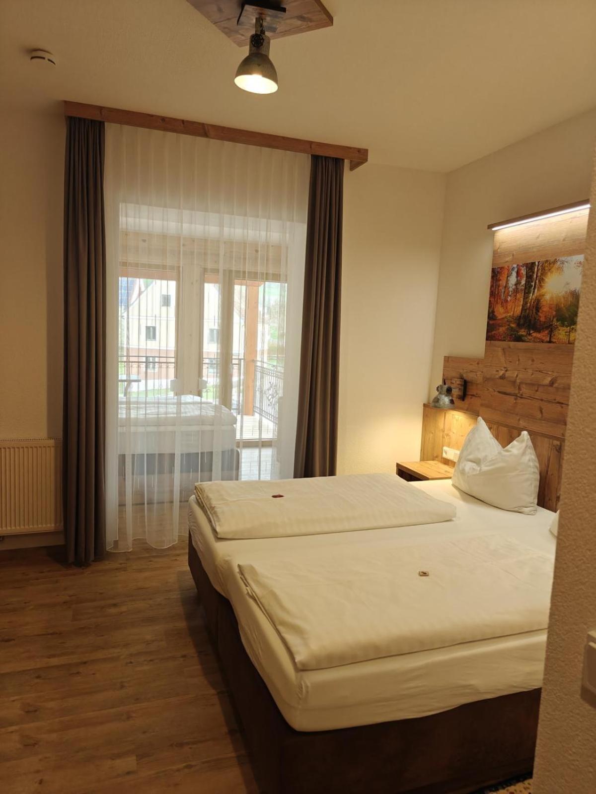 Hotel Restaurant Perschler Rattenberg  المظهر الخارجي الصورة