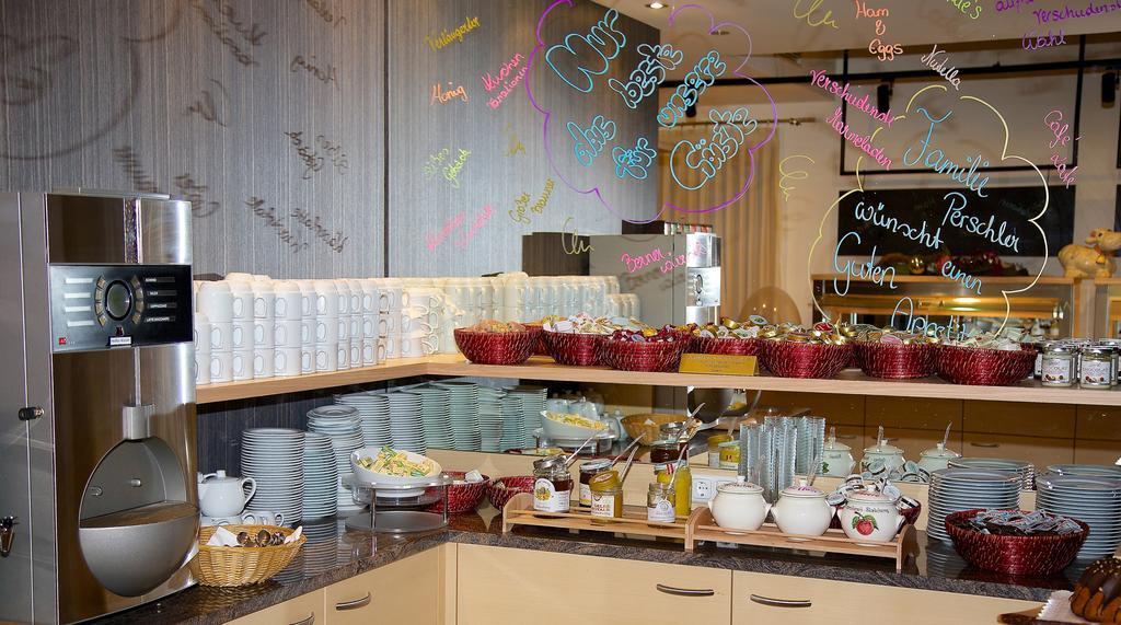Hotel Restaurant Perschler Rattenberg  المظهر الخارجي الصورة